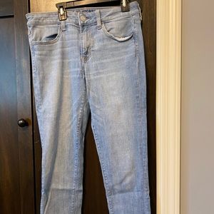 Women’s American Eagle jeans